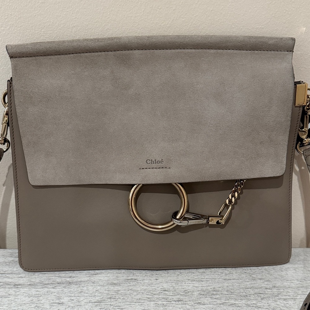 Chloé Faye Medium Shoulder Bag in Taupe